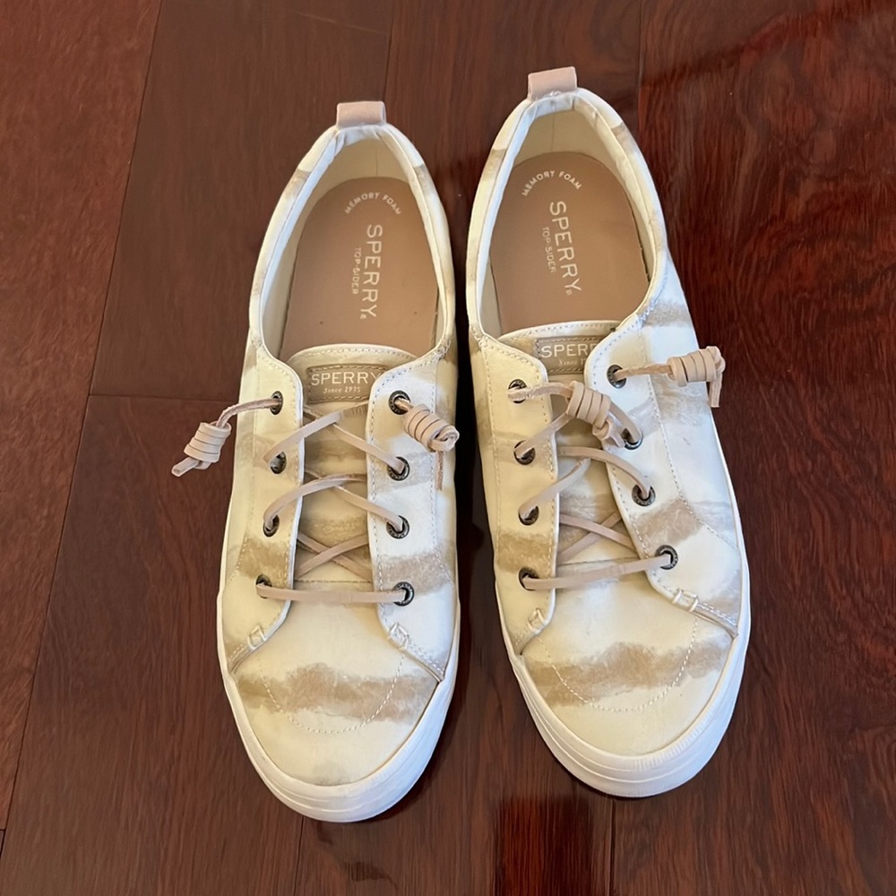 Sperry sneakers size 10 worn once cream and tan $15
